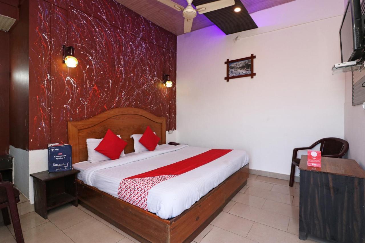 Hotel Flora Suites Bombay Eksteriør billede