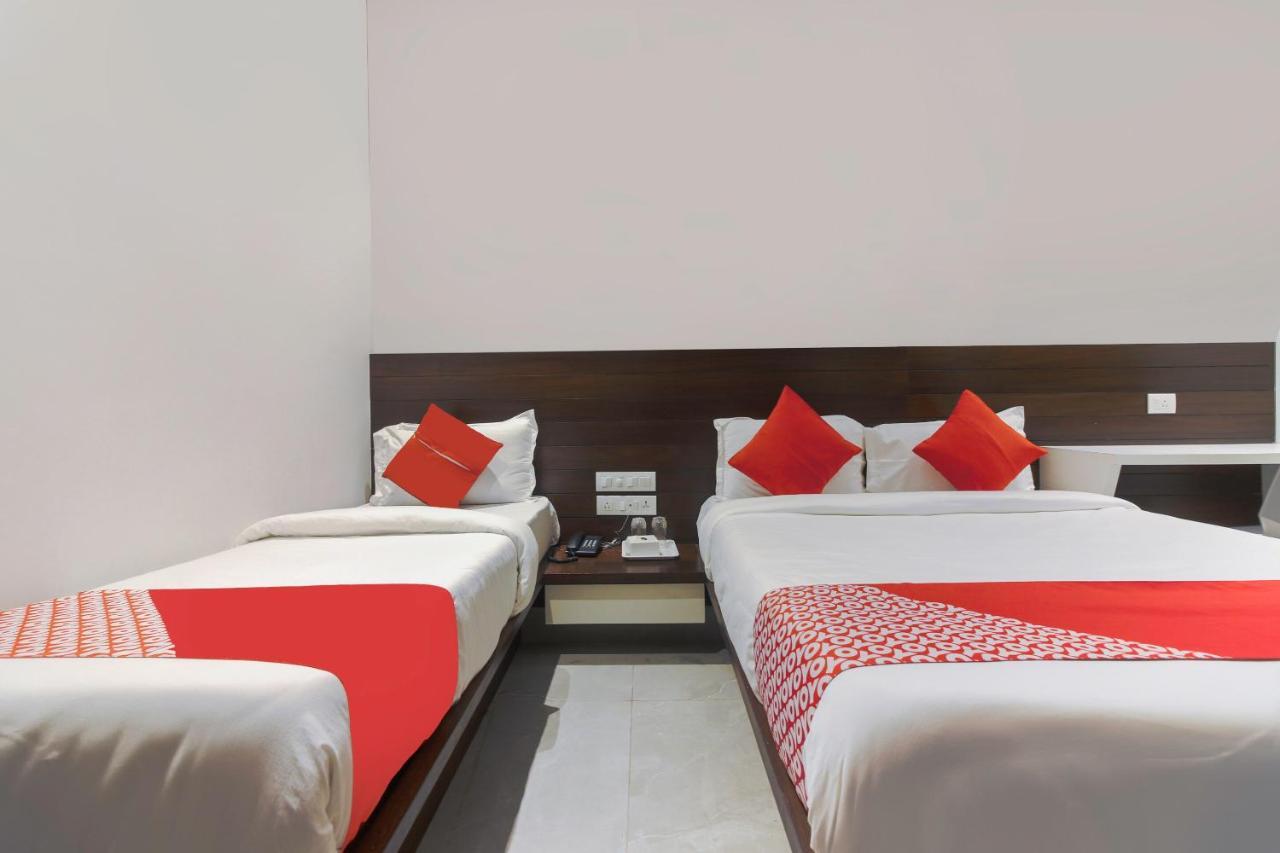 Hotel Flora Suites Bombay Eksteriør billede