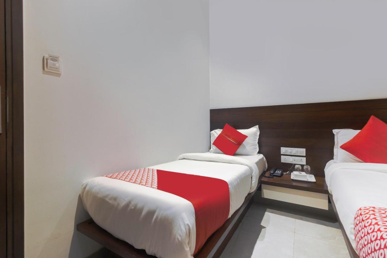 Hotel Flora Suites Bombay Eksteriør billede