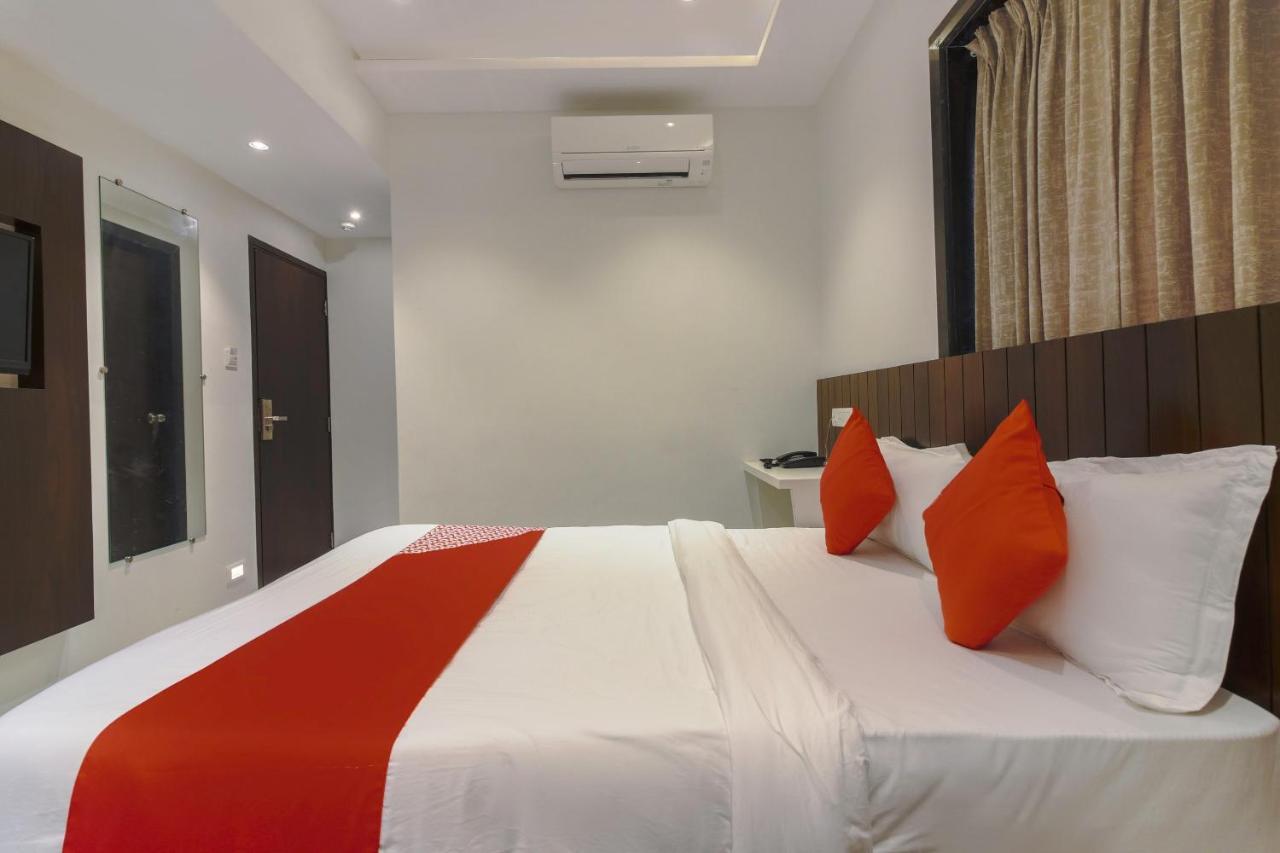 Hotel Flora Suites Bombay Eksteriør billede