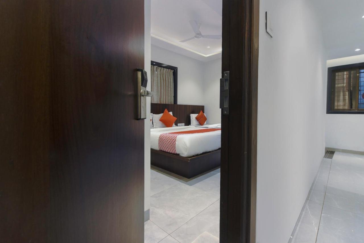 Hotel Flora Suites Bombay Eksteriør billede