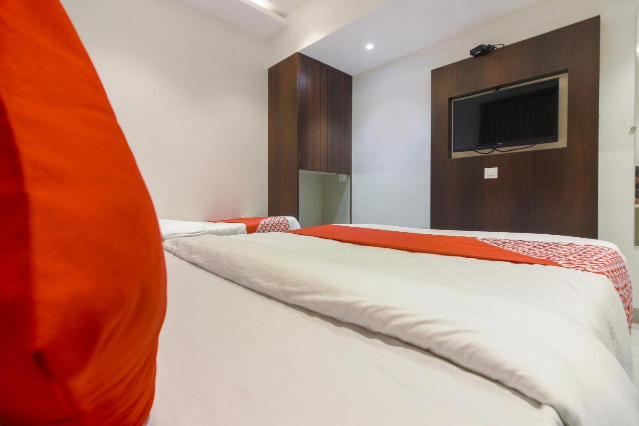 Hotel Flora Suites Bombay Eksteriør billede