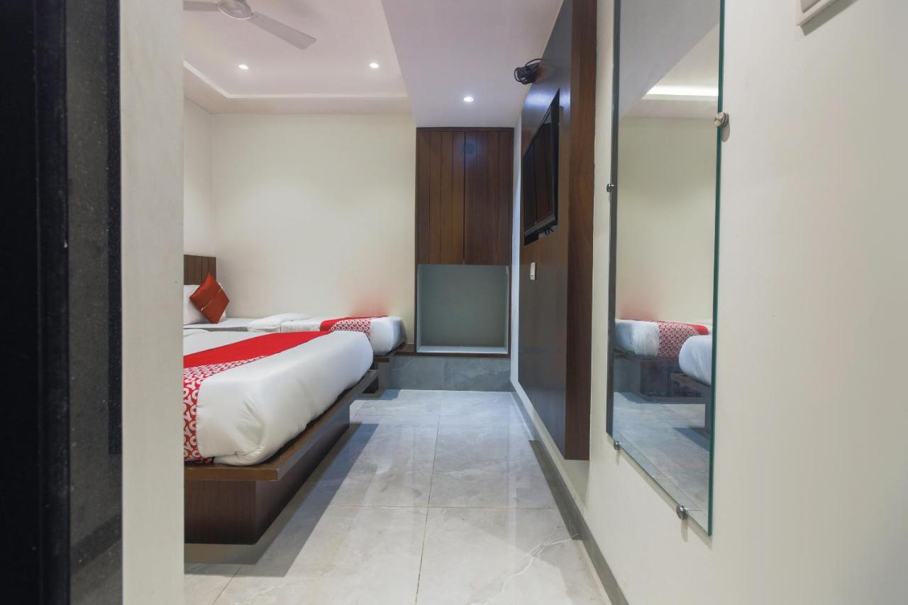 Hotel Flora Suites Bombay Eksteriør billede