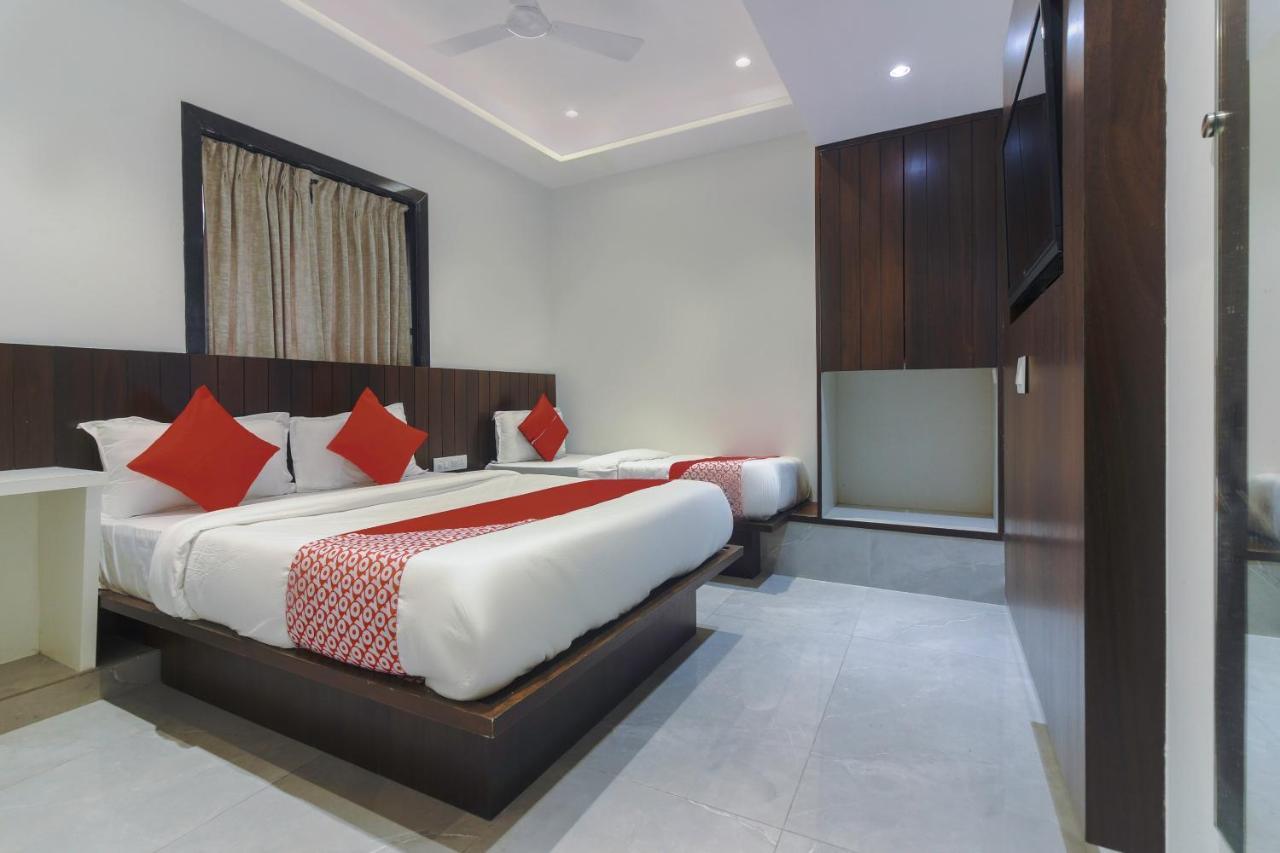Hotel Flora Suites Bombay Eksteriør billede
